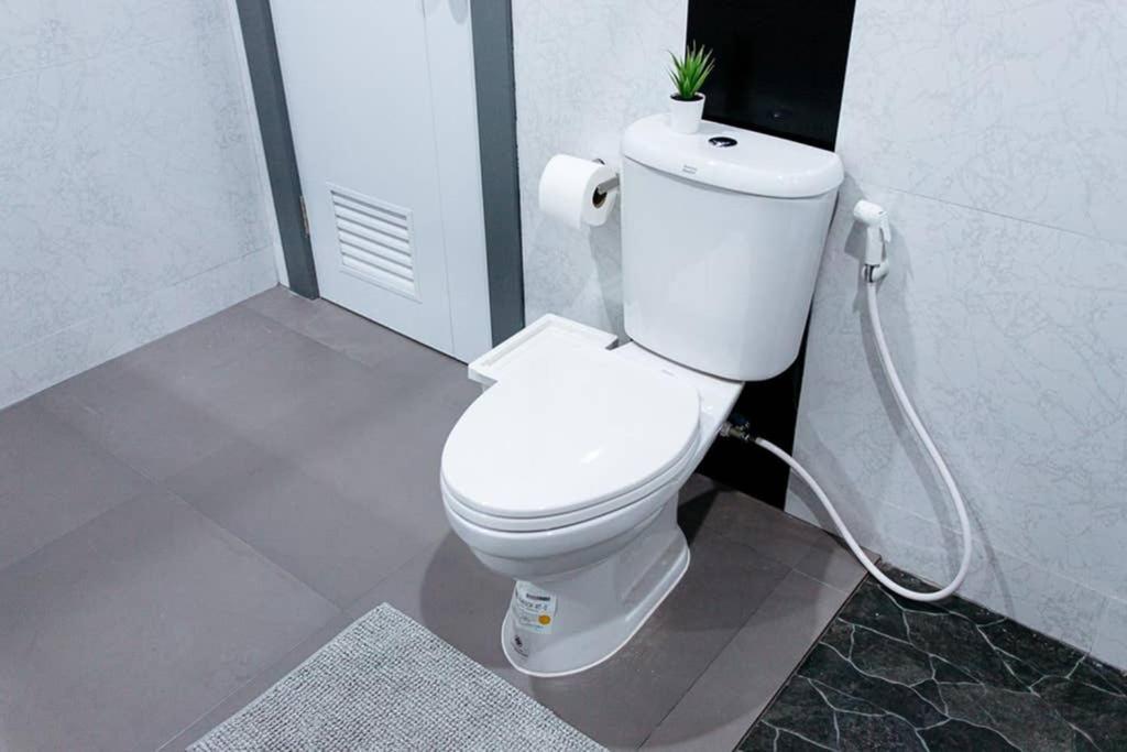 P4 Silom Large 2Beds Full Kitchen Wifi 4-6Pax Apartman Bangkok Kültér fotó